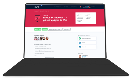 Notebook com paginas do curso HTML5 e CSS3 da alura aberta